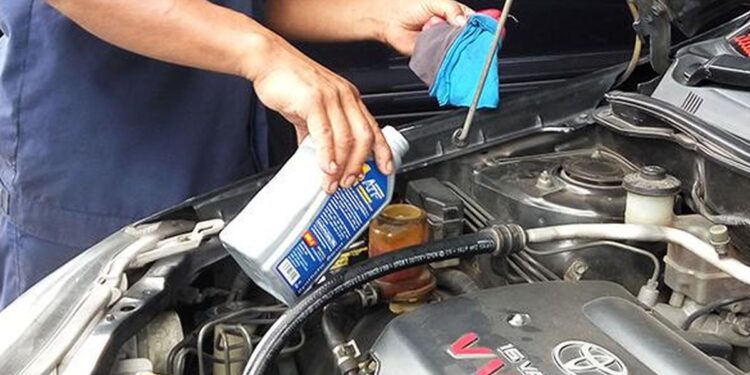 Oli Power Steering: Menjaga Performa Kemudi Kendaraan Anda