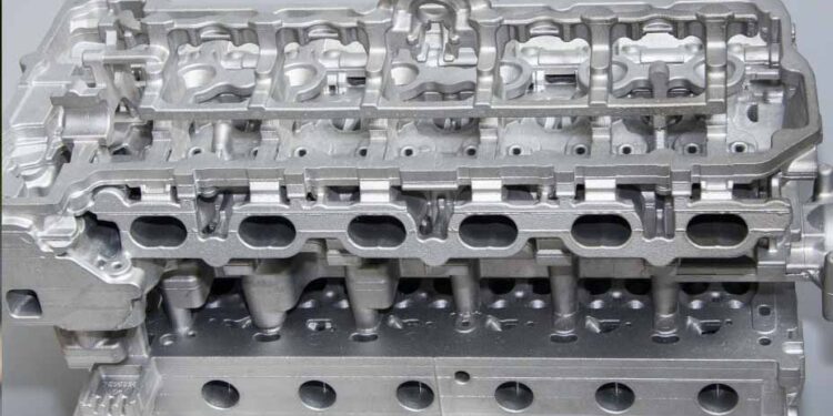 Apa Itu Cylinder Head dan Fungsinya di Mesin Mobil?
