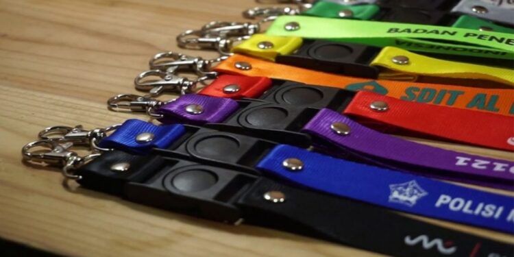 Lanyard adalah: Fungsi, Jenis, dan Cara Membuatnya