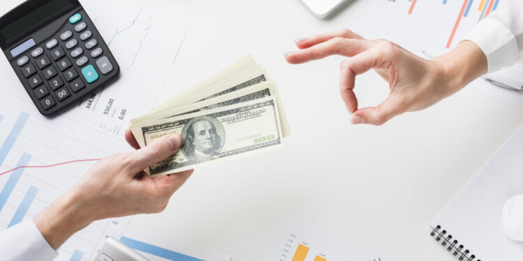 Fee Adalah: Pentingnya Strategi Penetapan Fee dalam Bisnis